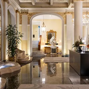 Grand Et Des Palmes Otel